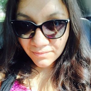 Meet your Posher, Reyna